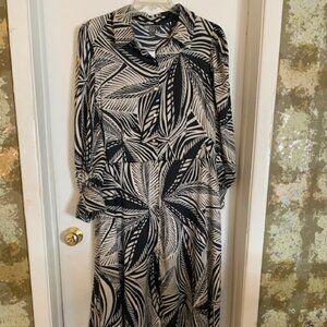Love X Design, Nordstrom, Maxi, Black and Cream Dress with pockets. 3X